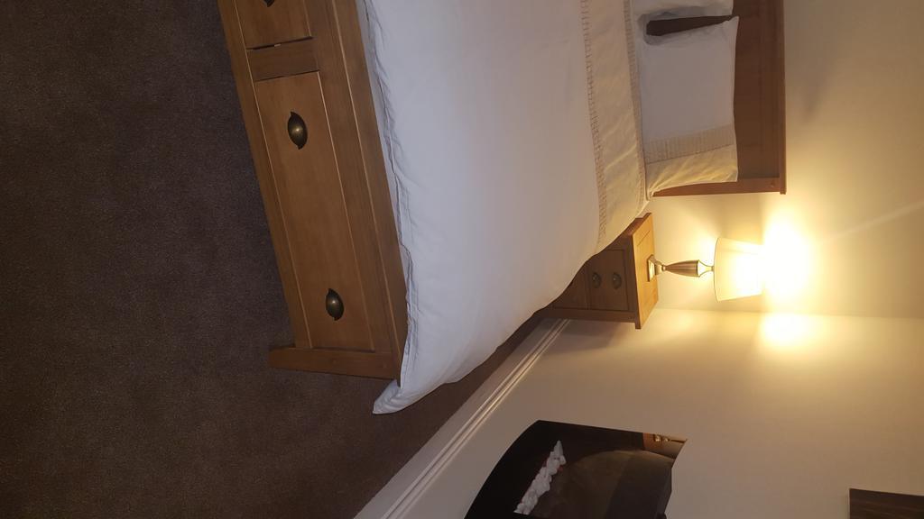Roosecote Guest House バロー・イン・ファーネス エクステリア 写真